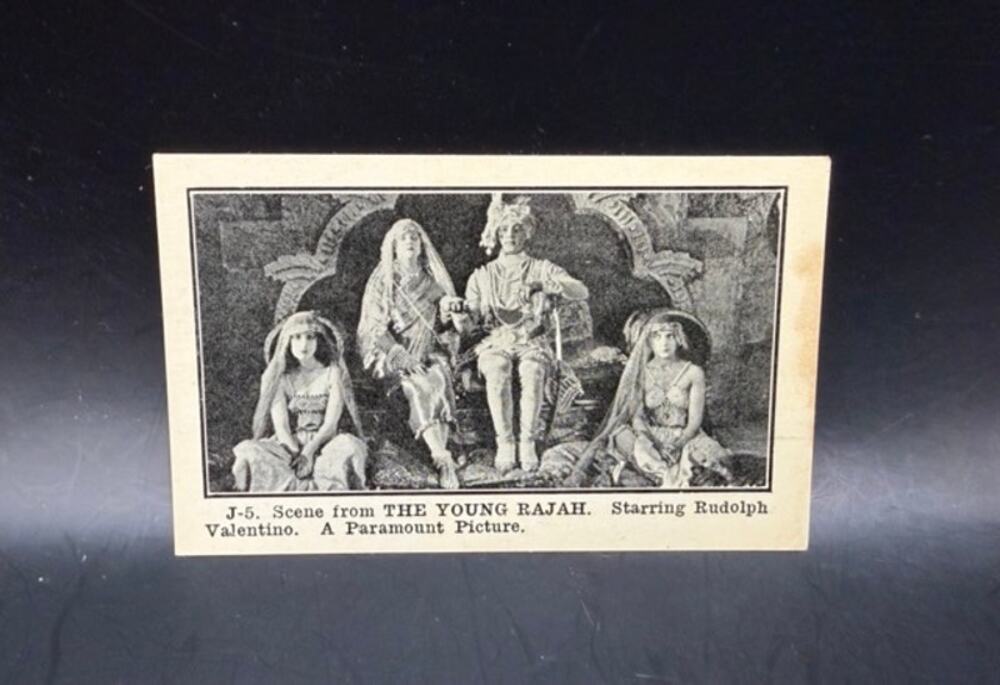 SUPER RARE Canadian 1924 Rudolph Valentino Telfer Biscuit Card The Young Rajah